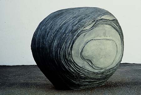 Brynhildur Thorgeirsdottir
Stone I 92, 1992
concrete, 110 x 120 x 85 cm