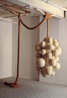 Christopher Romer
Drop, 1997
cottonwood, paint, rope, 60 x 36 x 36 inches