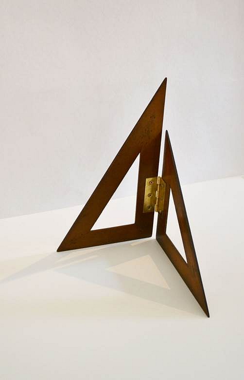 Hisae Ikenaga
Drawing Triangles, 2011
wooden drawing triangles, hinges and screws, 6 x 10 x 10 in.