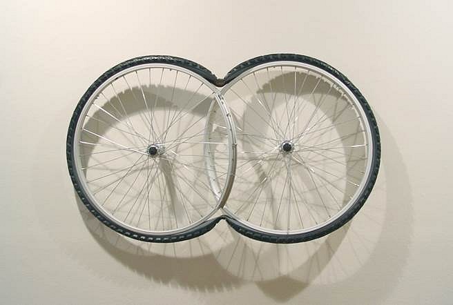 Hisae Ikenaga
Wheel mitosis (telophase), 2007
bicycle wheels and screws, 39 3/8 x 31 1/2 x 31 1/2 in.