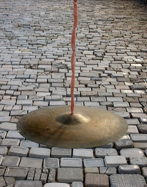 Kate V. Robertson
(foreground) Semper Solum #4
(background) Semper Solum #1, 2016
cast terracotta, cymbal, motor, pulleys
2m x 80cm

cast concrete
7m x 9.5m