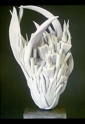 Kyoko Tokumaru
Id Flower 2, 2004
porcelain, 32 x 21 x 21 cm