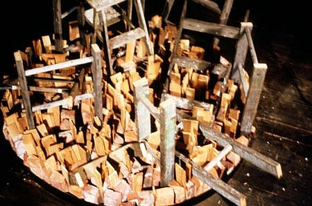 David Kramer
Platteau, 1989
steel, wood, ladder, brick, 36 x 72 x 84 inches