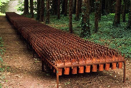Peter Burke
Register, 2000
cast iron, life size hands - 20 meters long by 1 meter wide