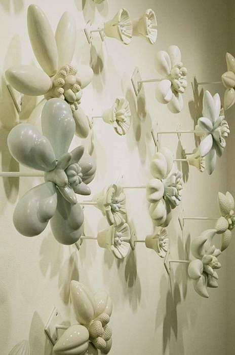 Nancy Blum
Flower Wall (detail), 2000
ceramic, 60 x 172 x 12 inches