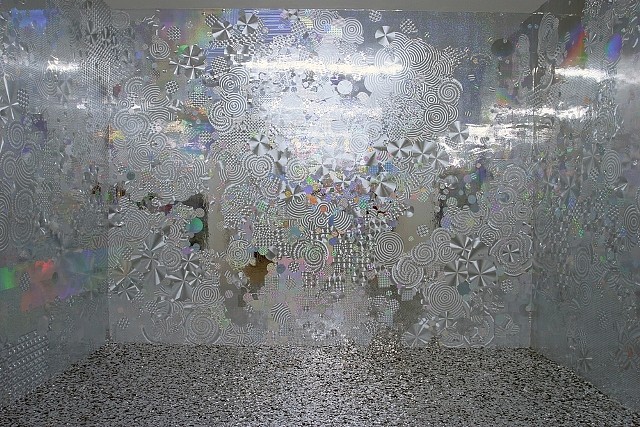 Goran Tomcic
A Shimmering Heart, 2005
silver holographic paper, heart-shaped sequins, 180 x 180 x 180 inches