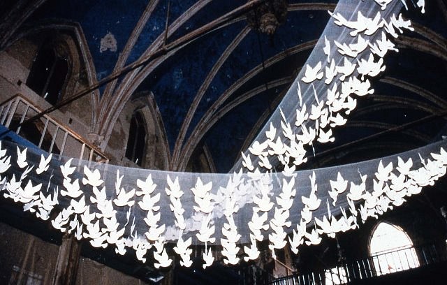 Dolly Unithan
Doves 1, 1995
acid free paper board, Each dove is approximately 10 x 10 inches; 2 pieces of 200 doves suspended on netting display, 30 x 5 feet, each