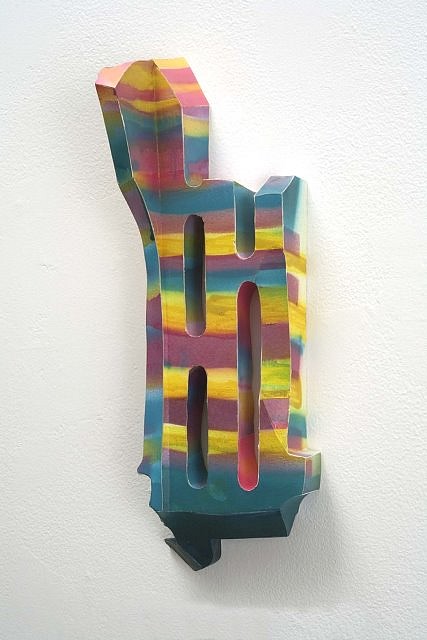 Tamara Zahaykevich
Chameleon, 2006
airbrushed foam core, 4 1/2 x 13 x 3 in.