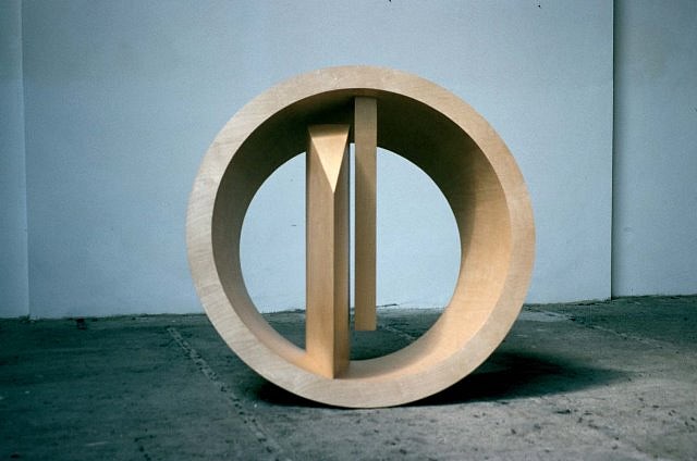 Nigel Hall
Soglio II, 1994
wood, 151.5 x 151.5 x 84 cm