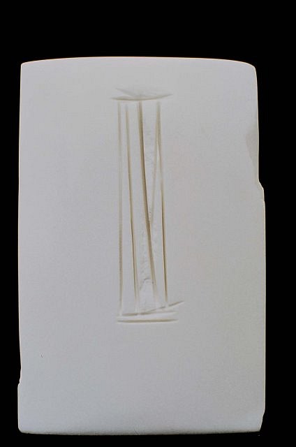 Bianca Nappi
M1, 1993
marble, 20 x 29.8 x 5 cm