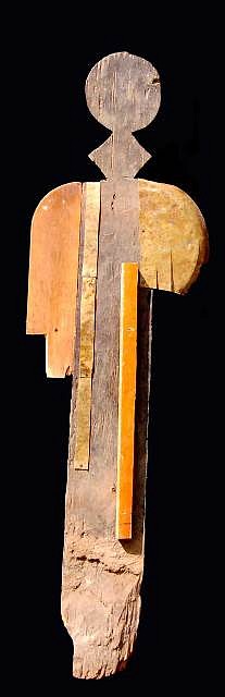 Behailu Bezabih
Untitled, 2007
wooden sculpture mixed media, 130 x 50 x 35 cm