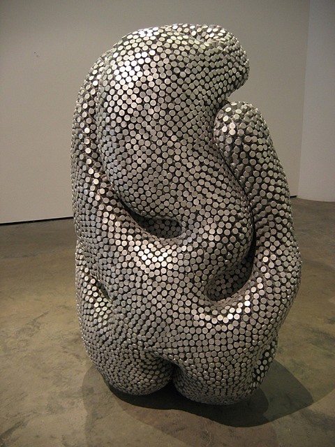 Josh Garber
Squeeze, 2004
aluminum bar, 60 x 37 x 31 in.