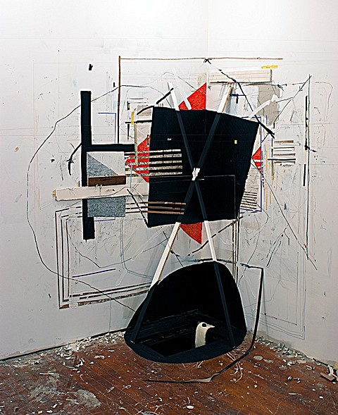 Gregory Bae
Mung, 2013
mixed media installation in a corner, 83 x 110 x 75 in.