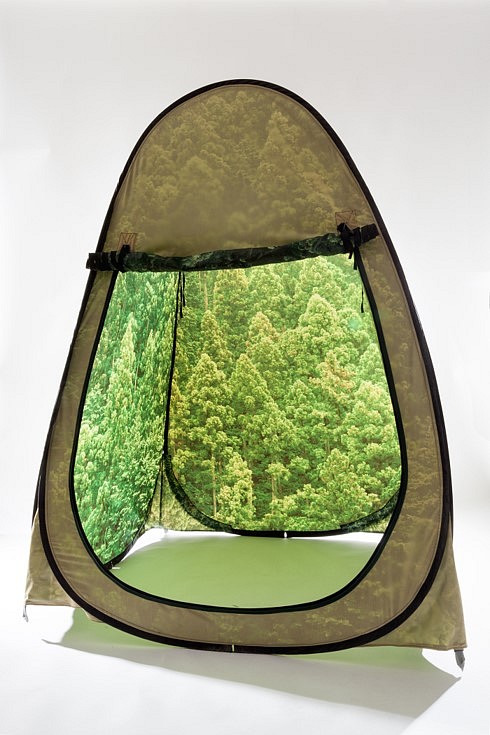 Jodie Mim Goodnough
Forest Therapy Pod, 2017
dye-sublimation printed nylon, sprung steel, 40 x 40 x 60 in.
