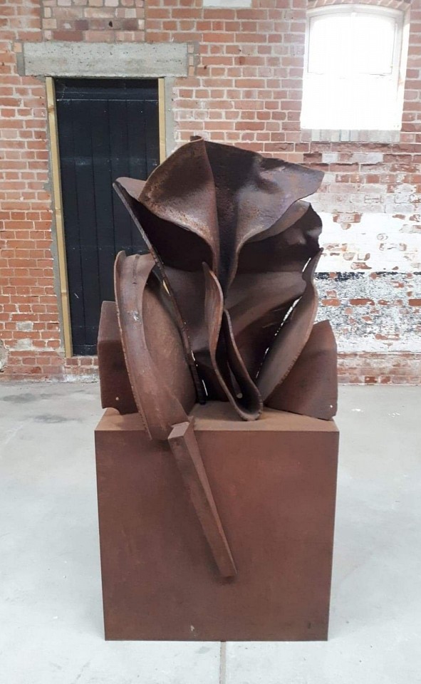 Andrew Sloan
Tail Dragger, 2018
steel, 72 x 36 in.