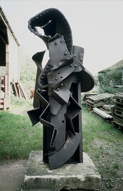 Andrew Sloan
Stood, 1994
steel, 72 x 36 in.