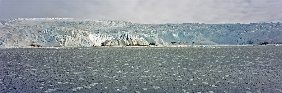 Stuart Klipper
Glacier, brash ice, Isfjorden, Svalbard, 2016
Color photograph, 16 x 54 in.