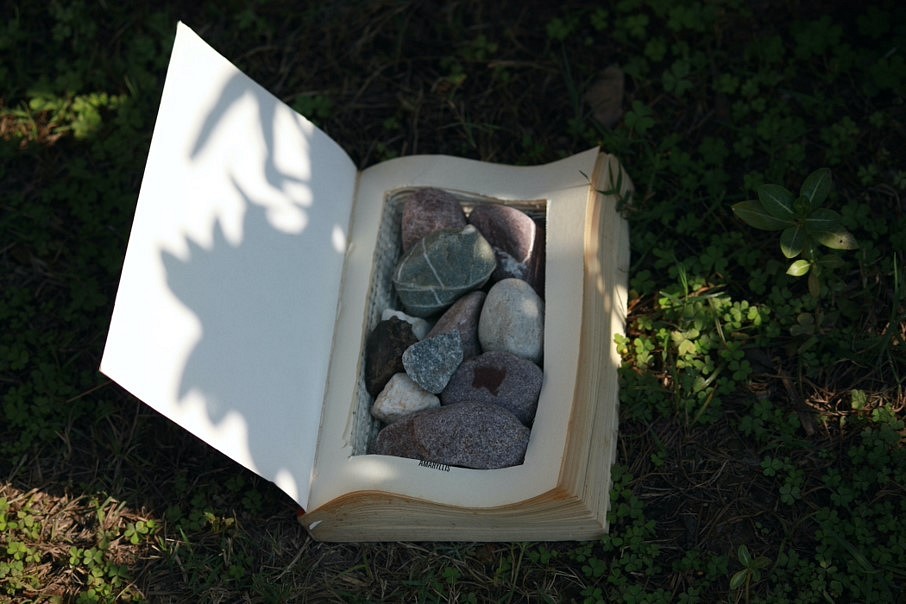 Saba Hasan
embalmed book 1, 2014
book, river stones
