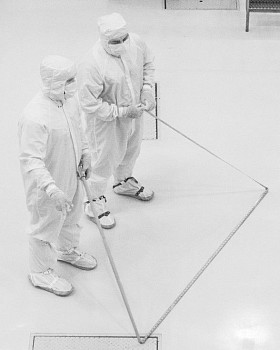 Fumi Ishino -&nbsp;Untitled (Rowing a Tetrapod)