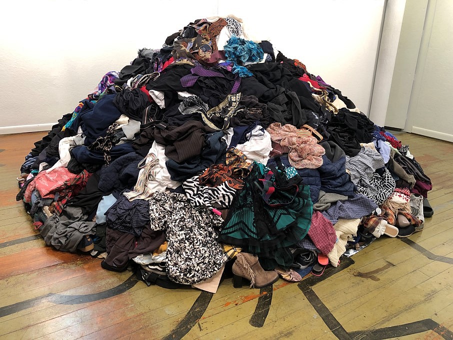 Betty Beaumont
Landfill Bound.1, 2022
miscellaneous thrift shop clothing, 48 x 144 inches diameter